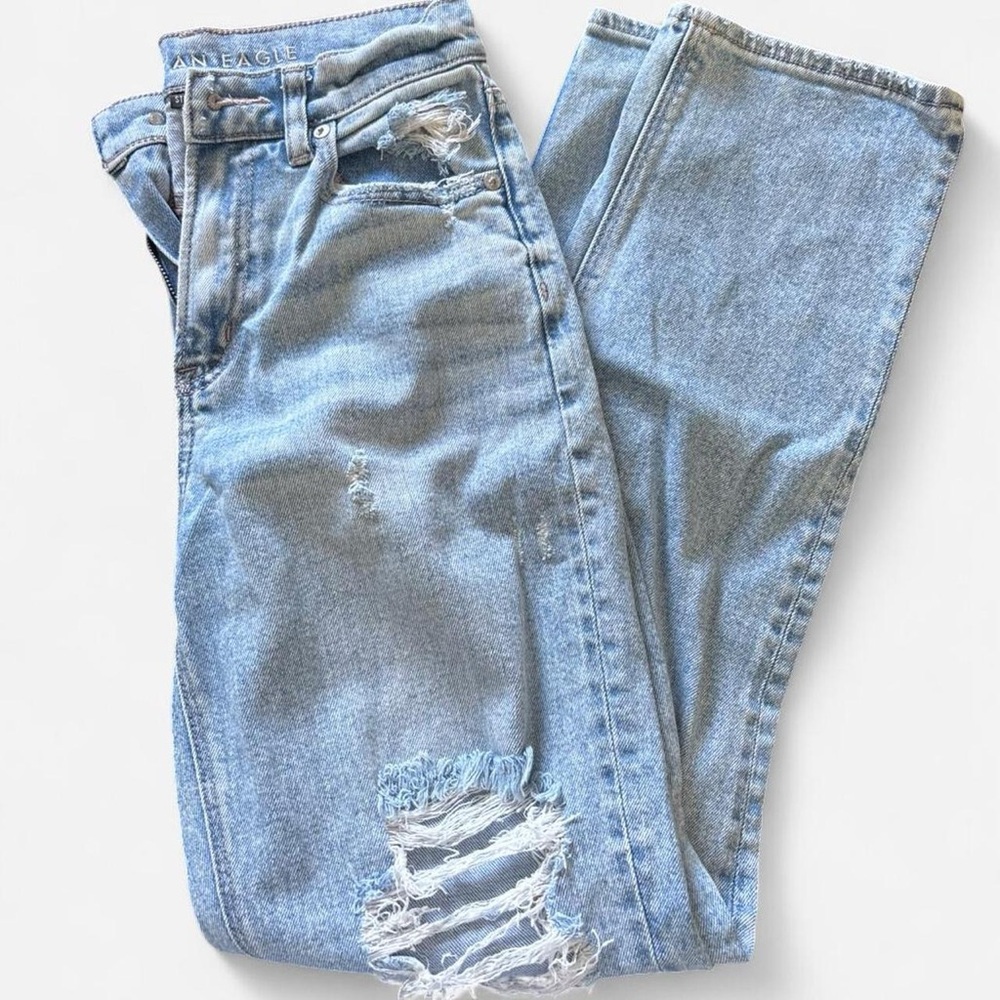 American Eagle Outfitters Light Blue Straight Leg Jeans